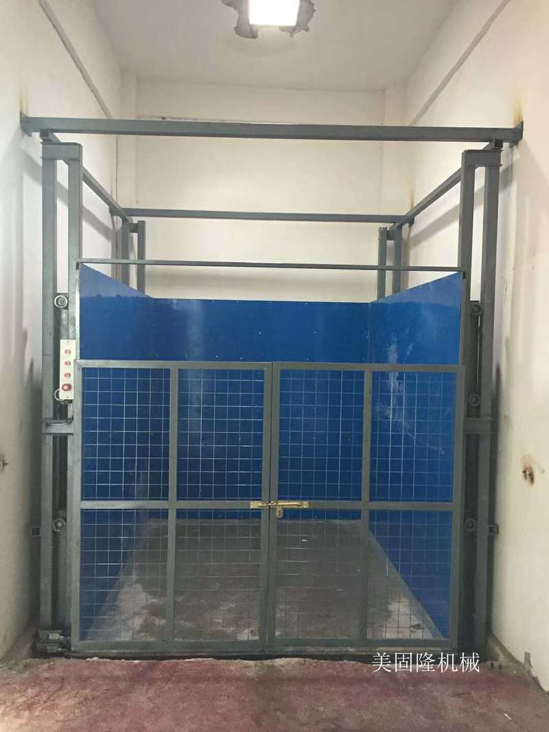 自贡导轨式升降货梯价格